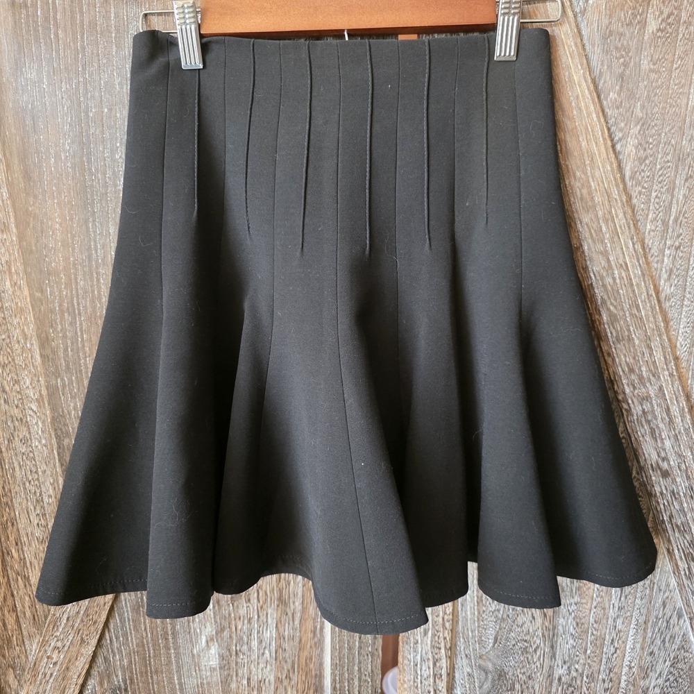 BCBGMAXAZRIA Skirt Women's Size XXS Black Short Lined Twirl Casual Business